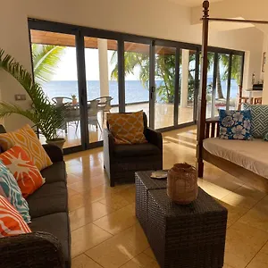 https://ocean-breeze-villa-and-guest-house.frenchpolynesia-hotels.com