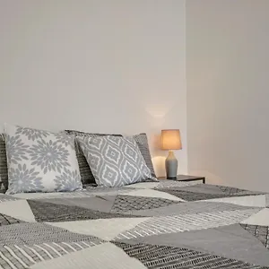 https://flat-c-old-street.brighton-hotels-england.com